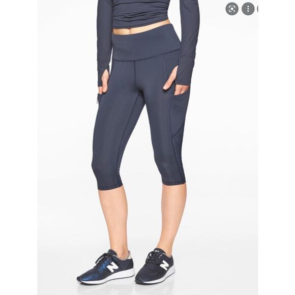Athleta All In Crops Navy with Pockets S - Picture 1 of 7